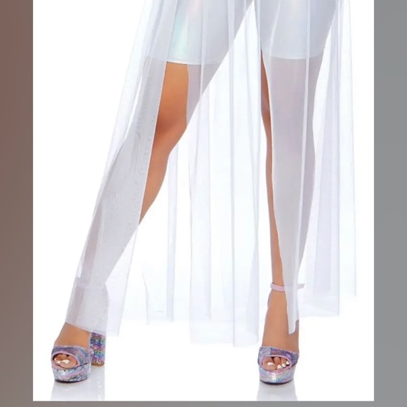 White Skirt with Slits-Halloween Costume/ Accessory π―ββοΈπππ - Picture 2 of 2